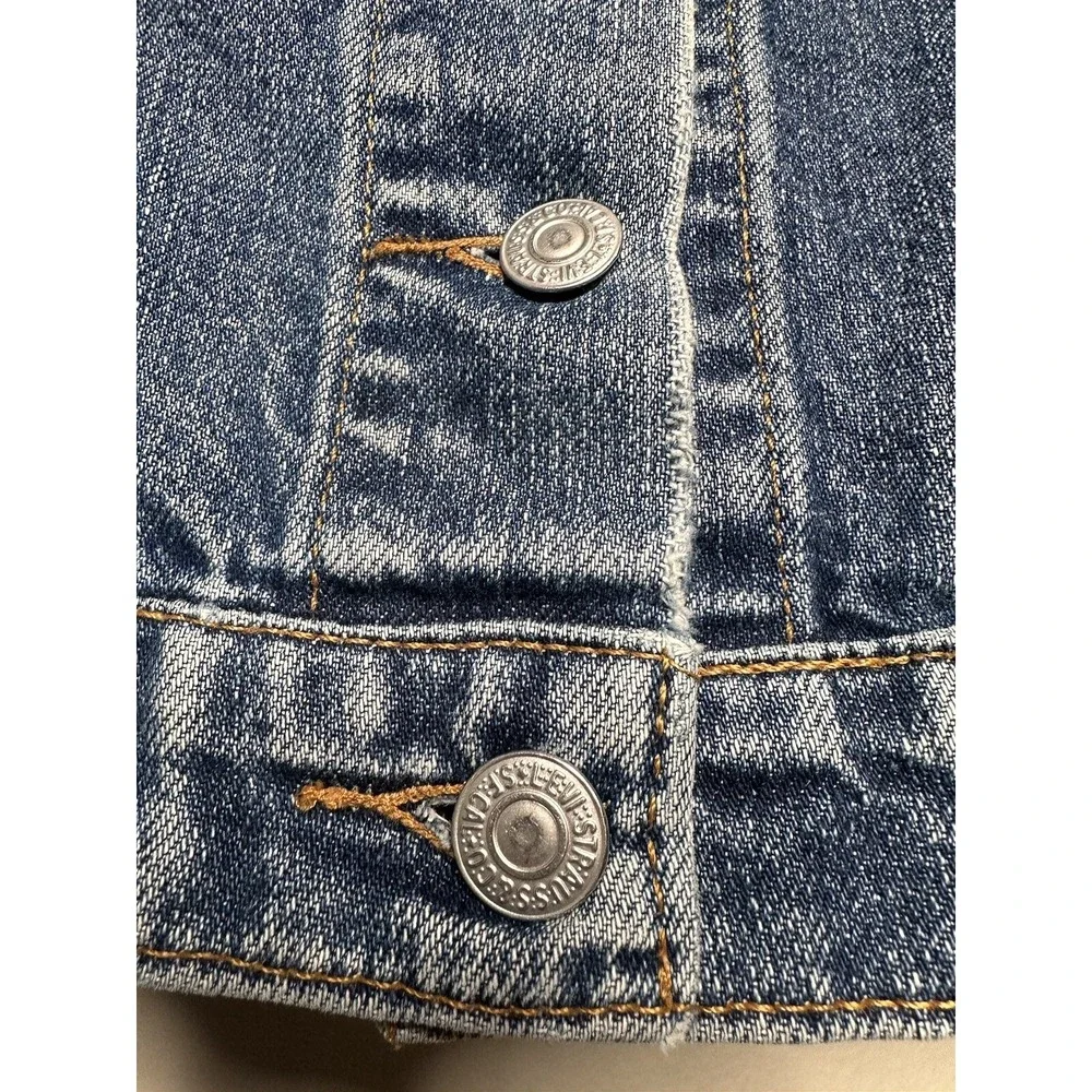 Levi's Jean Jacket Medium Y2K 2002 Trucker Iconic Coat Button Up Womens - Picture 9 of 16
